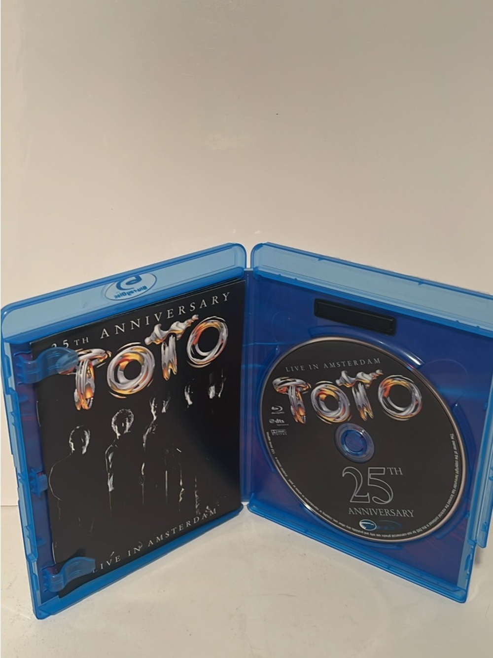 Toto 25th Anniversary - Live in Amsterdam (Blu-ray) - Black